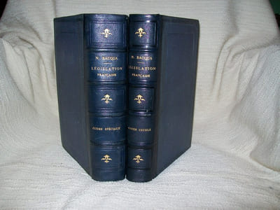 CODES SPECIAUX de la législation française. CODES USUELS de la législation française. Edition nouvelle.