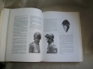 LES CASQUES DE COMBAT du monde entier de 1915 à nos jours. TOME 1 (sur 2).. 