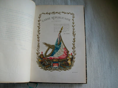 HISTOIRE DES CORPS DE TROUPE qui ont été spécialement chargés du service de la Ville de Paris depuis son origine jusqu'à nos jours.