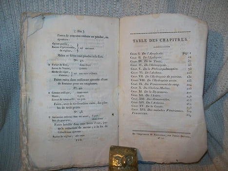 OBSERVATIONS pratiques sur les maladies chroniques. Traduites du Latin sur l'édition originale de 1786 et augmentées de notes par Etienne Sainte-Marie ...