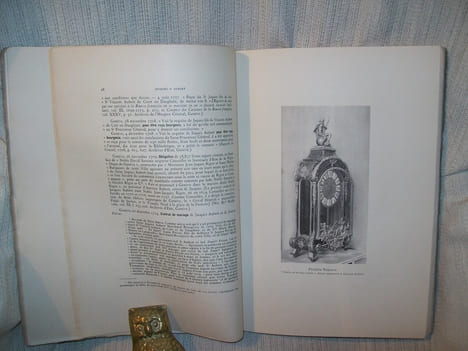 NOTES SUR LA FAMILLE AUBERT de Genève originaire de Crest en Dauphiné 1530-1908.. undefined