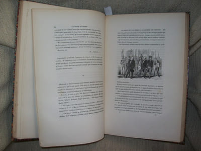 LE TIROIR DU DIABLE. Paris et les Parisiens moeurs et coutumes, caractères et portraits des habitants de Paris, tableau complet de leur vie, publique, politique, artisique, littéraire, industrielle etc par MM de Balzac, Eugène Sue, George Sand, P-J Stahl... Précédé d'une géographie de PAris par Theophile Lavallée. 1re et 2e séries.