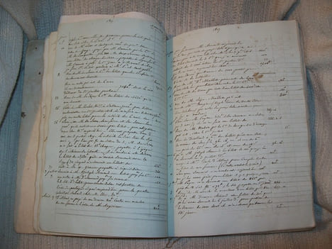 DOMAINE DE LA CLOCHE. PIERRELATTE. VAUCLUSE. LIVRES DE COMPTES 1789-1858. MANUSCRITS ORIGINAUX.. PONTBRIAND de CHEVALIER DE BERNARD
