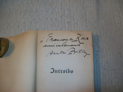 INTROIBO.