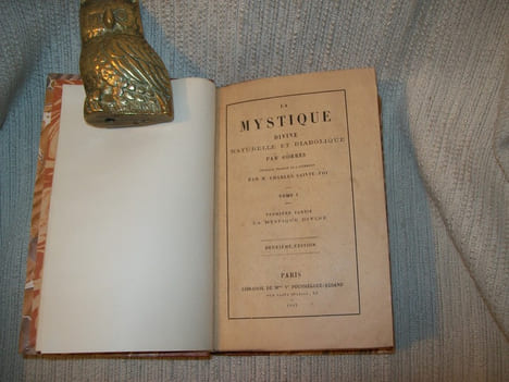 LA MYSTIQUE DIVINE naturelle et diabolique. Ouvrage traduit de l'allemand par M Charles Sainte Foi. 2e édition.. GORRES