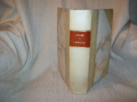 LES METAMORPHOSES ou L'Asne d'Or de Luce Apulée philosophe platonique. traduction française de Jean de Montlyard, préface de Jules de Marthold.. ...