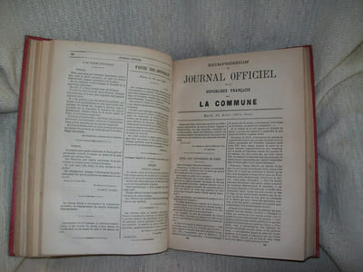 REIMPRESSION DU JOURNAL OFFICIEL DE LA COMMUNE du 19 mars au 24 mai 1871. 1re édition.