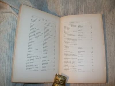 AIDE-MEMOIRE pour servir à l'histoire de l'Agenais, complété par des notices empruntées à divers auteurs et édité par G Tholin.