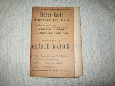 GRANDE CARTE ROUTIERE CYCLISTE de la Vallée de l'Isère par Grenoble et Chambéry, de la Vallée et du Delta du Rhône et des environs de Lyon, Marseille, Nice. Offert par la GRANDE MAISON.