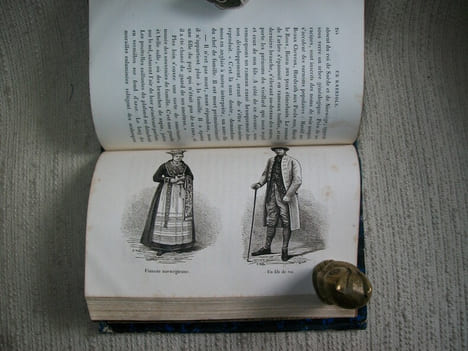 EN KARRIOLE à travers la Suède et la Norvège. 2e édition.. VANDAL Albert