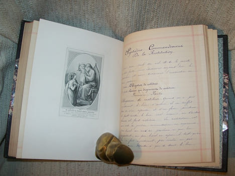 REDACTION DE CATHECHISME par Anna Imbert, division d'honneur 1889-1890.. undefined