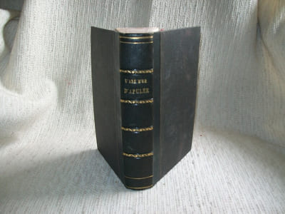 LES METAMORPHOSES OU L'ANE D'OR. Oeuvres complètes TOME I seul. Traduction française par Victor Bétolaud. Nouvelle édition entièrement refondue. Bibliothèque Latine-Française.