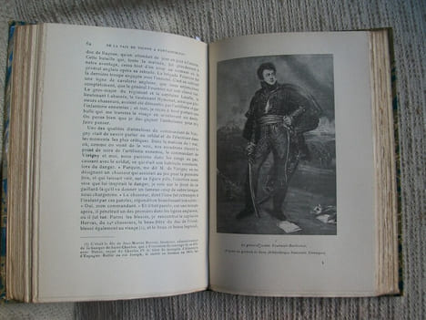 SOUVENIRS DE CHARLES PARQUIN. Amours et coups de sabre d'un Chasseur à Cheval (1803-1809). De la Paix de Vienne à Fontainebleau (1809-1814). Annotés ...
