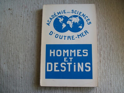 HOMMES ET DESTINS. Dictionnaire biographique d'Outre-Mer. TOME II, volume 2 seul.