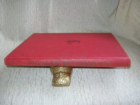 VOYAGES DE GULLIVER. Edition pour la jeunesse précédée d'une introduction par M L Tarsot.. SWIFT