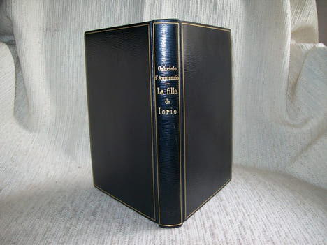 LA FILLE DE IORIO. Tragédie pastorale traduite par Georges Herelle.. D'ANNUZIO