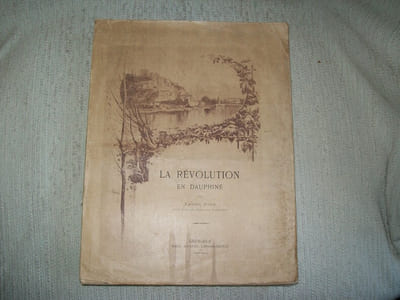 LA REVOLUTION EN DAUPHINE.