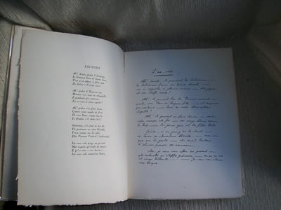 LES SAINTES MARIES DE LA MER ex-voto. Avec un poème de Folco de Baroncelli et quelques vers de Frédéric Mistral.