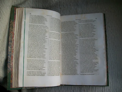 PETITS POETES FRANCAIS depuis Malherbe jusqu'à nos jours. Avec des notices biographiques et littéraires sur chacun d'eux par M Prosper poitevin.