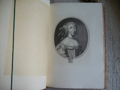 ORAISON FUNEBRE de Henriette Marie de France Reine de Grand'Bretagne. ORAISON FUNEBRE de Henriette Anne d'Angleterre Duchesse d'Orléans. ORAISON FUNEBRE de Marie Terese d'Austriche Infante d'Espagne reine de France et de Navarre. ORAISON FUNEBRE de Très-Haute et Très-Puissante Princesse Anne de Gonzagues de Clèves Princesse Palatine. ORAISON FUNEBRE de Très-Haut et Puissant Seigneur Messire Michel Le Tellier Chevalier Chancelier de France. ORAISON FUNEBRE de Très-Haut et très-Puissant Prince Louis de Bourbon Prince de Condé Premier Prince du Sang.