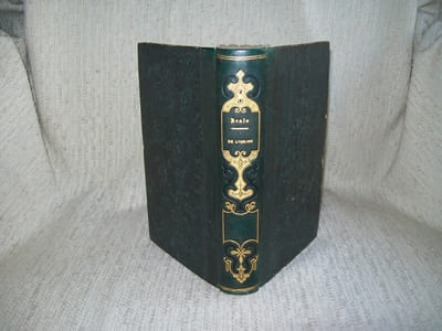 DE L'URINE des dépôts urinaires et des calculs, de leur composition chimique; de leurs caractères physiologiques et pathologiques et des indications thérapeutiques qu'ils fournissent dans le traitement des maladies. Traduit de l'anglais sur la seconde édition et annoté par Auguste Ollivier et Georges Bergeron.