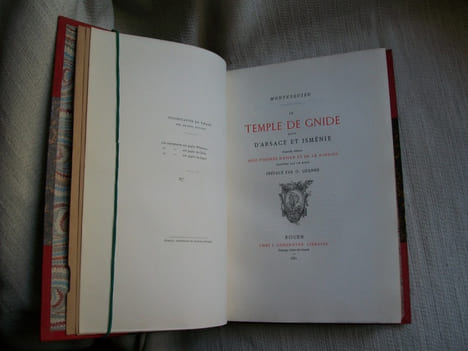 LE TEMPLE DE GNIDE suivi d'Arsace et Isménie. Nouvelle édition. Préface par O Uzanne.. MONTESQUIEU