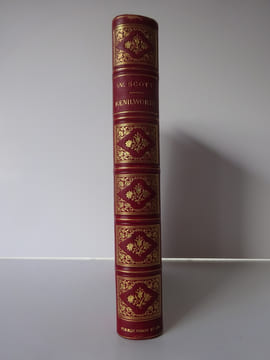 SCOTT, Walter. Kenilworth. Dessins de Lematte, D. Maillard, V. Poirson... 1881. SCOTT, Walter