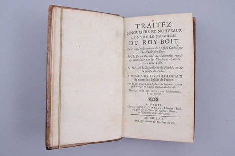Traitez singuliers et nouveaux contre le paganisme du Roy-Boit. DESLYONS, Jean