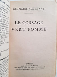 Le corsage vert pomme