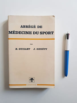 Abrégé de médecine du sport. Guillet René et Genéty Jean