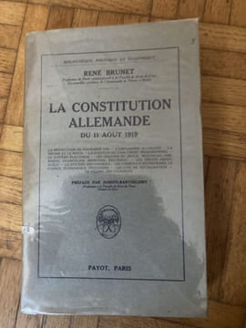 la constitution allemande du 11aout 1919.larévolution de novembre1918 - l'unitarisme allemand - la Prusse et le Reich - la question du parlement ...