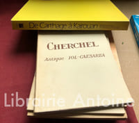 Noël DUVAL François BARATTE conservateurs au Musée du Louvre. - Les ruines de Sufetula Sbeïtla. Tunis, Société Tunisienne de Diffusion 1973. In-8 (h. 23,5 cm.), 115 pp. broché, illustré de photographies et dessins.- Les ruines d'Ammaedara Haïdra. Tunis, Société Tunisienne de Diffusion 1974. In-8 (h. 23,5 cm.), 76 pp.- Eugène ALBERTINI. L'Afrique romaine. Inspecteur général des antiquités et des musées de l'Algérie. Alger, Direction de l'Intérieur et des Beaux-Arts, 1950. In-8 (h. 23,5 cm.), 112 pp. nombreuses photographies, carte. - André BERTHIER. Archiviste paléographe, Directeur du musée Mercier. Tiddis, antique Castellum Tidditanorum. Alger, Direction de l'Intérieur et des Beaux-Arts,  1951. In-8 (h. 23,5 cm.), 55 pp. broché, nombreuses photographies, carte.- Stéphane GSELL Inspecteur général des antiquités et des musées de l'Algérie. Cherchel, antique Iol-Caesarea. Alger, Direction de l'Intérieur et des Beaux-Arts,  1952. In-8 (h. 23,5 cm.), 125 pp. broché, nombreuses photographies, carte.- Bulletin des travaux de l'Institut National d'Archéologie et d'Art. Comptes rendus. Avril-juin 1988. Tunis, 1988. In-8 (h. 24 cm.) 94 pp. broché, photographies coul. et n.b.  Sommaire : Azedine BESCHAOUCH. Le "septième mille" dans la topographie de deux aqueducs de proconsulaire (Tunisie)Fethi BEJAOUI. Nouvelles découvertes chrétiennes dans les régions de Thelepte et de Jilma et à propos d'une coupe en bronze à décor biblique.Zeineb Benzina BEN ABDALLAH. La mention des servitudes prédiales dans une dédicace à "Ammaedara" personnifié, faite par un légat d'Afrique proconsulaire. Mongi ENNAIFER. Recherches tuniso-françaises sur la mosaïque antique.L. Ladjimi SEBAI. Un site de la Tunisie centrale : Agger. - Serge LANCEL. La colline de Byrsa à l'époque punique. collection Introduction à la connaissance de Carthage. Paris, Editions Recherche sur les Civilisations, 1983. In-8 (h. 21 cm.) 58 pp. broché. - De Carthage à Kairouan. 2000 ans d'art et d'histoire en Tunisie. Paris, Association Française d'Action Artistique, 1983. In-4 (h. 27 cm.), 280 pp. broché. Catalogue de l'exposition au Musée du Petit Palais du 20 octobre 1982 au 27 février 1983. 