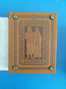 Tristan et Iseut.
Renouvelé d'après les manuscrits de Thomas, des deux Bérou et de la " Folie Tristan " de Berne conférés avec la " Saga " du Frère ...