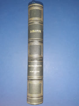 Recueillements poétiques: poésies diverses et discours
. Alphonse de Lamartine