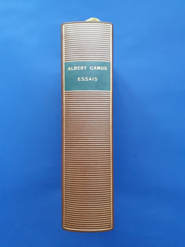 Essais. [.]
. Camus, Albert - Roger Quilliot u. Roger Faucon

