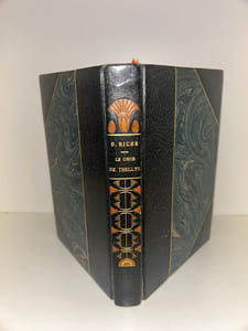 Le cœur de Thellys. Roman orné de 22 compositions, hors-texte, de Raphaël Kirchner.