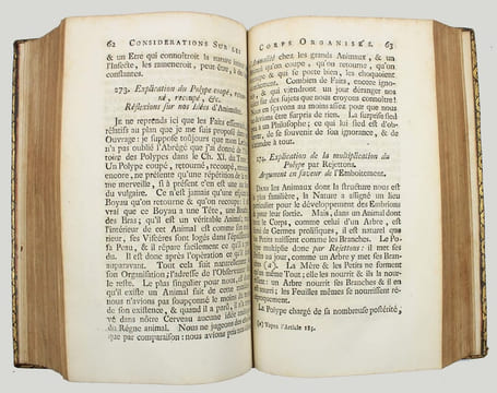 Considérations sur les corps organisés, où l'on traite de leur origine, de leur développement, de leur reproduction, etc... et où l'on a rassemblé en ...