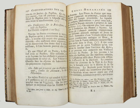 Considérations sur les corps organisés, où l'on traite de leur origine, de leur développement, de leur reproduction, etc... et où l'on a rassemblé en ...