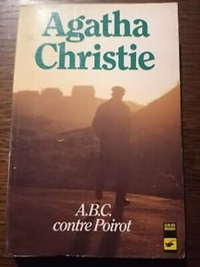 a b c Contre Poirot Club des masques