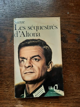 Sartre Les séquestrés d'Altona. undefined