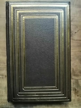 Voltaire Romans et Contes hachette le Livre de paris. Voltaire