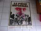 affiche originale 120 x 160 film LE PIEGE INFERNAL de Michael Apted. 