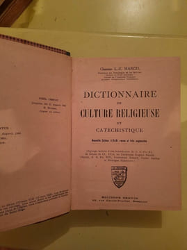 Dictionnaire de Culture Religieuse et Catèchistique. undefined