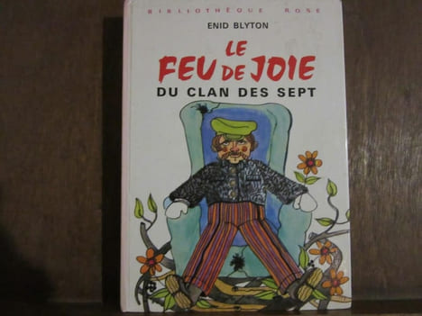 Le feu de joie Du clan des sept Bibliothèque Rose Hachette. BLYTON Enid