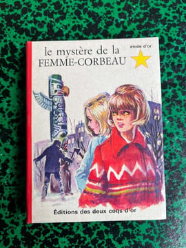 j james Le mystere de la femme corbeau Etoile d'or. undefined
