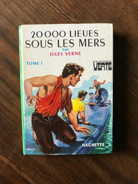 20 000 LIEUES SOUS LES mers TOME I HACHETTE. Jules Verne