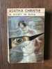 - le miroir se brisa. Agatha Christie