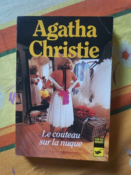 Le Couteau sur la Nuque Club des masques. Agatha Christie
