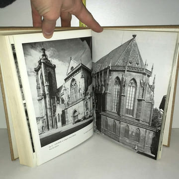 EGLISES ET SANCTUAIRES D'ALSACE 1000 ANS D'ARCHITECTURE. Will Rieger
