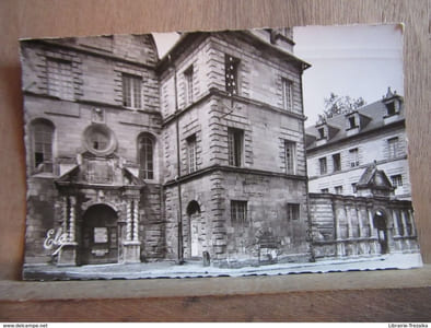 L'ancien couvent des Doctrinaires
